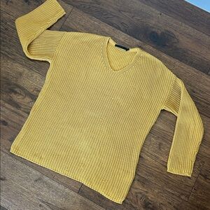 Jenni Kayne Yellow V-Neck Sweater